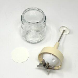 Vintage Gemco USA Cream Colored Nut Chopper Super Cool!